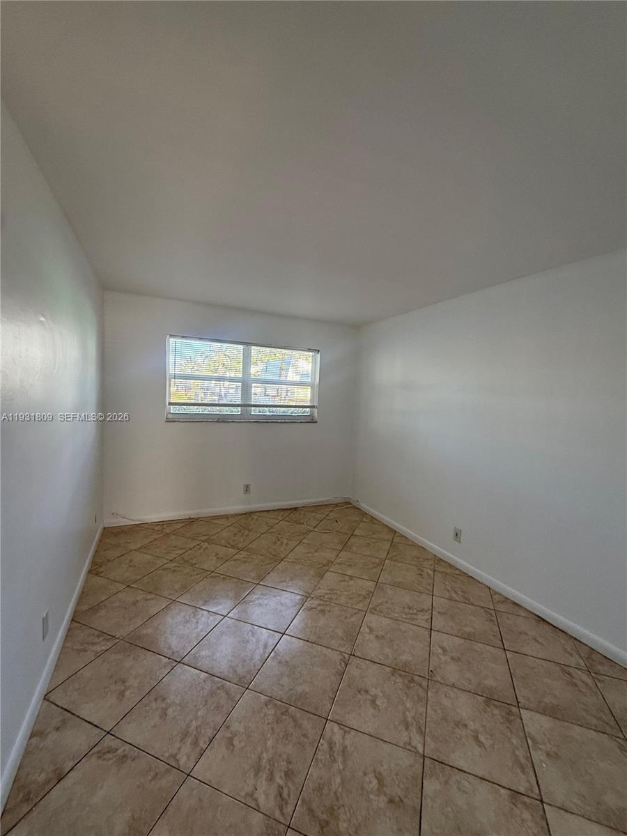 AZUL AT KIMBERLY LAKE CON - Residential Lease