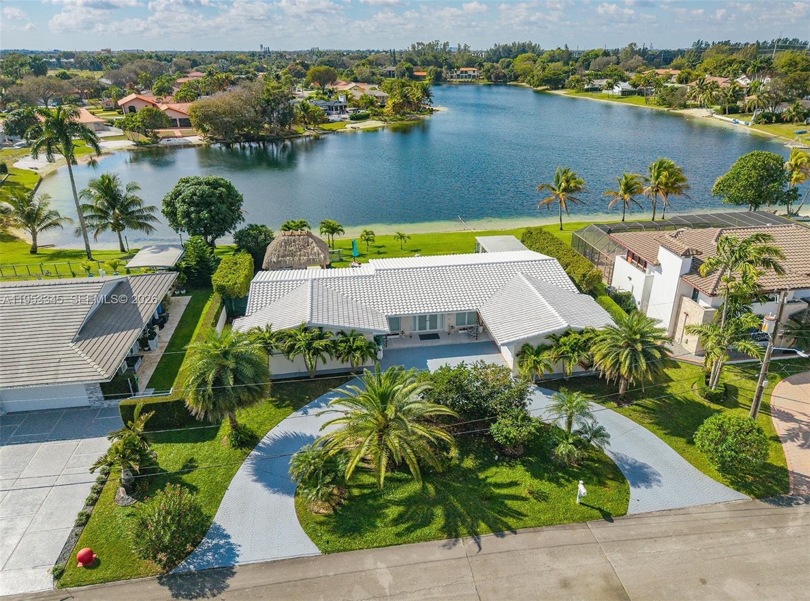 COUNTRY CLUB OF MIAMI EST - Residential