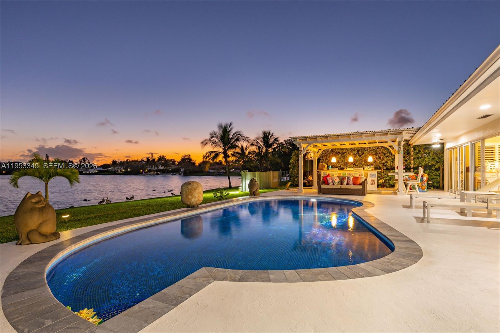 COUNTRY CLUB OF MIAMI EST - Residential