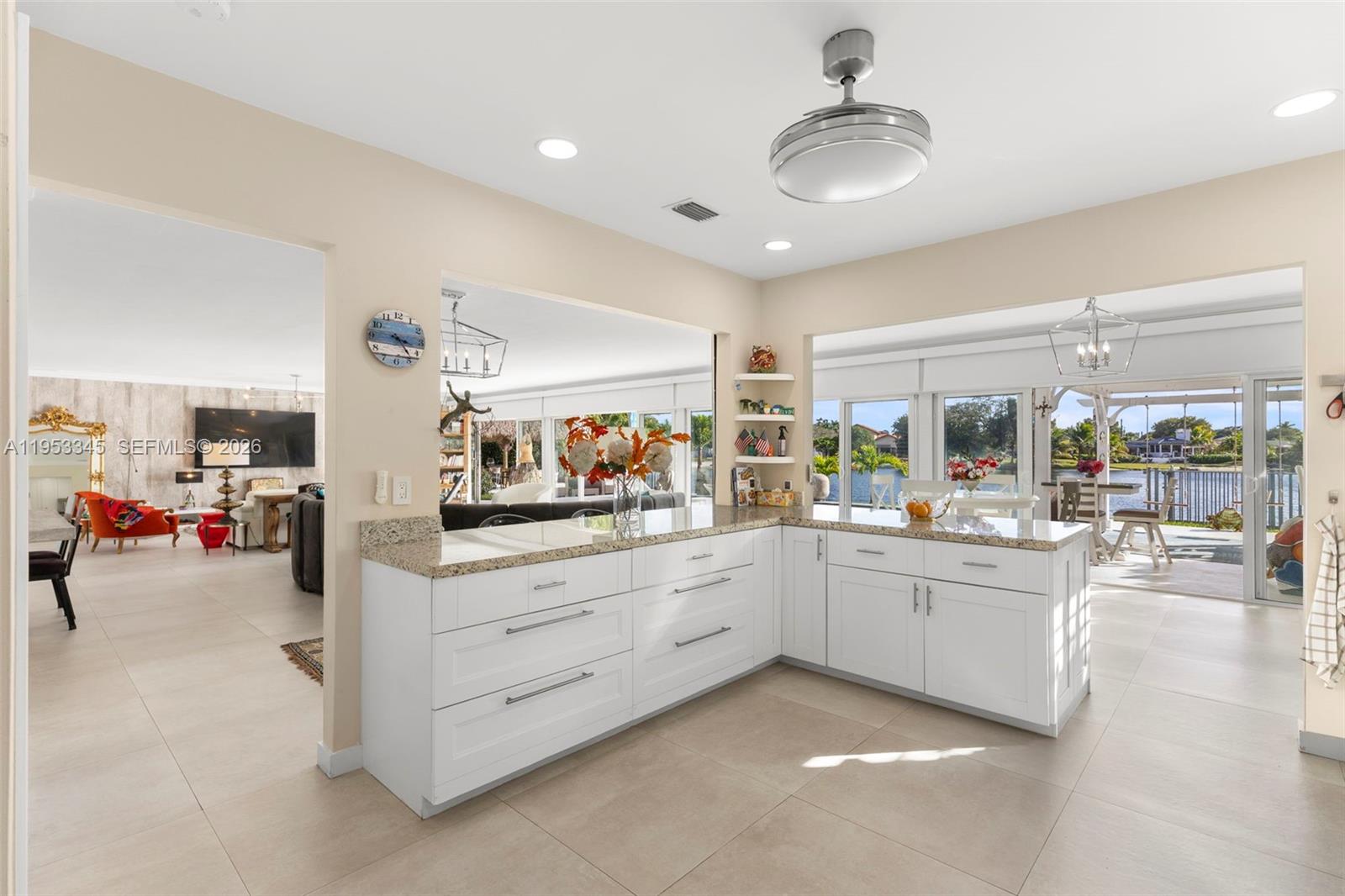 COUNTRY CLUB OF MIAMI EST - Residential