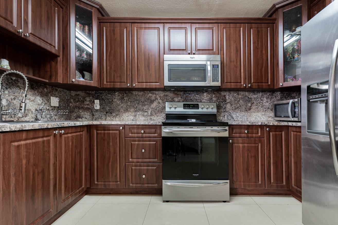 REALSITE ESTATES SEC 1 - Residential