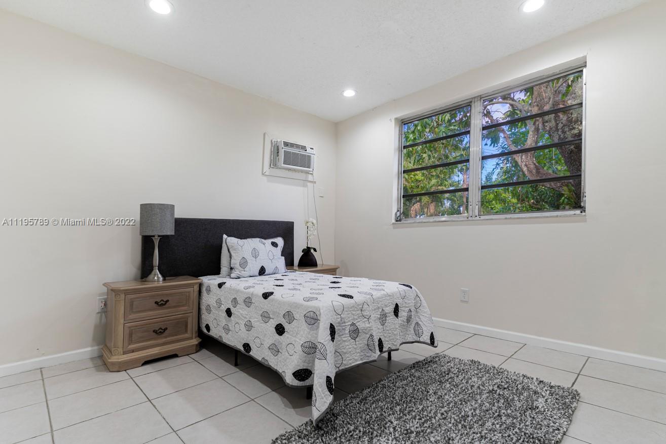 REALSITE ESTATES SEC 1 - Residential