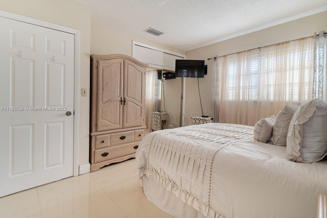 REALSITE ESTATES SEC 1 - Residential