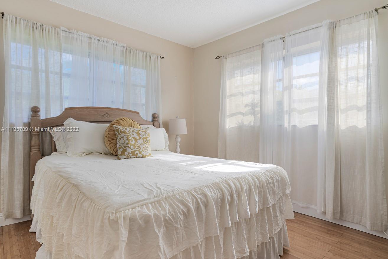 REALSITE ESTATES SEC 1 - Residential