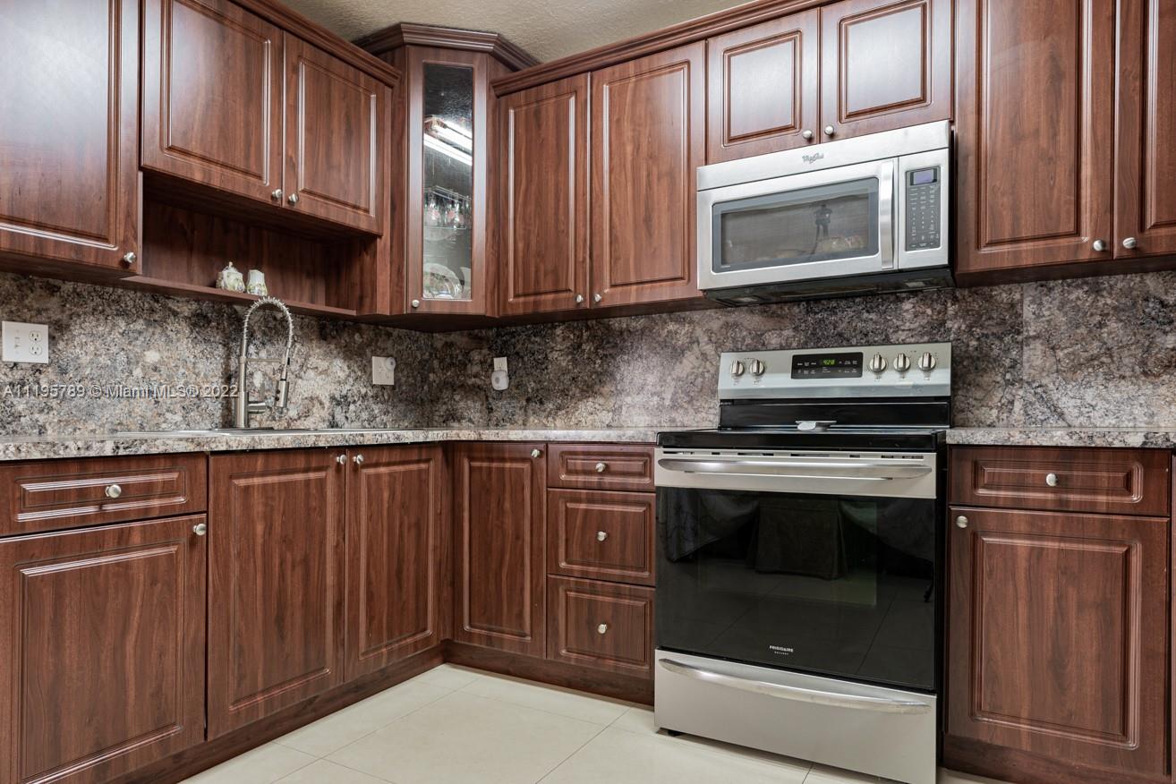 REALSITE ESTATES SEC 1 - Residential