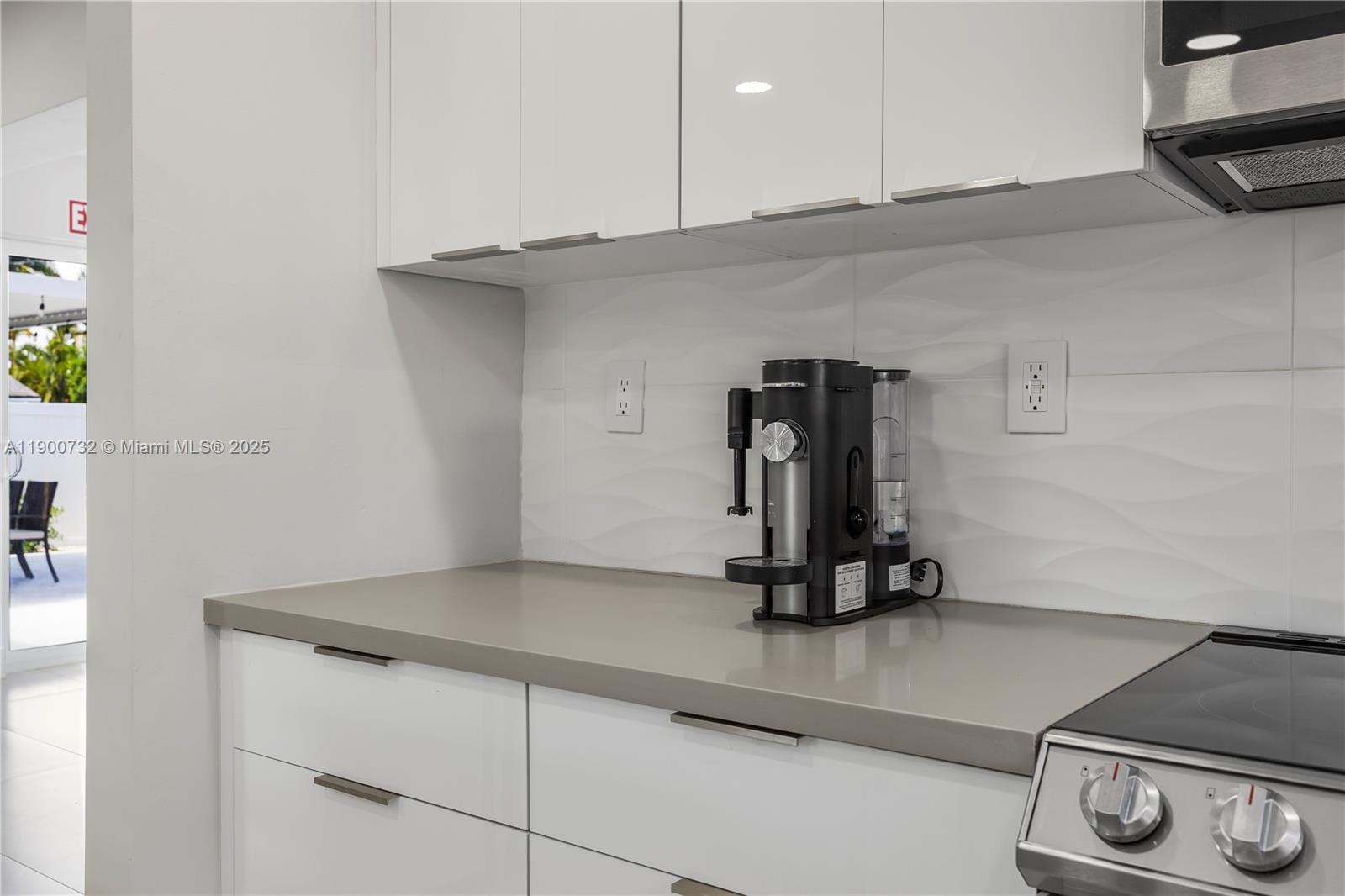 ¤COUNTRY CLUB HOMES - Residential Lease