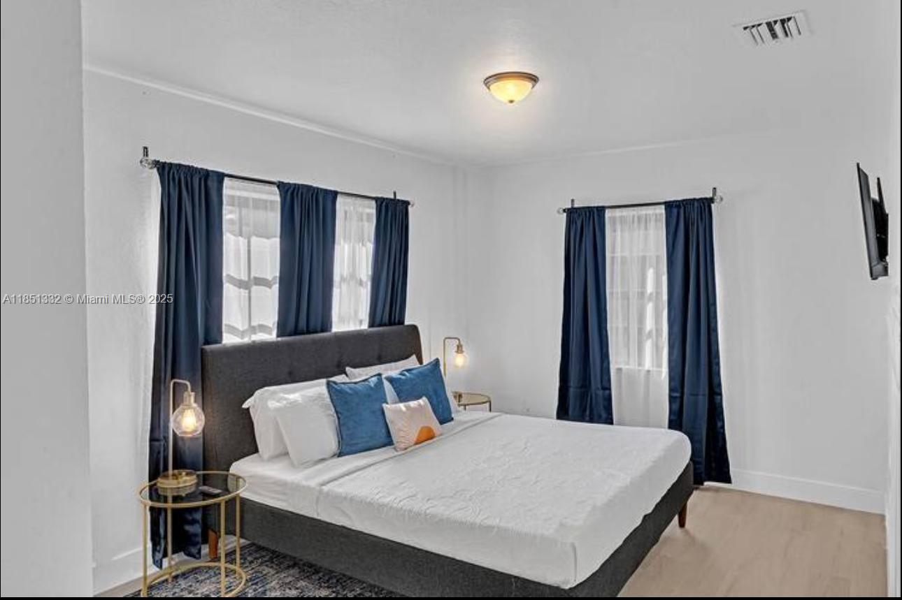 LAWRENCE PARK AMD - Residential