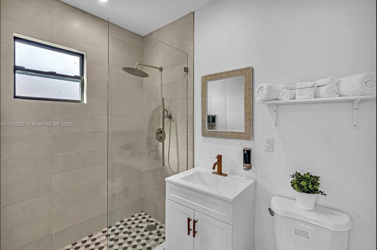 LAWRENCE PARK AMD - Residential