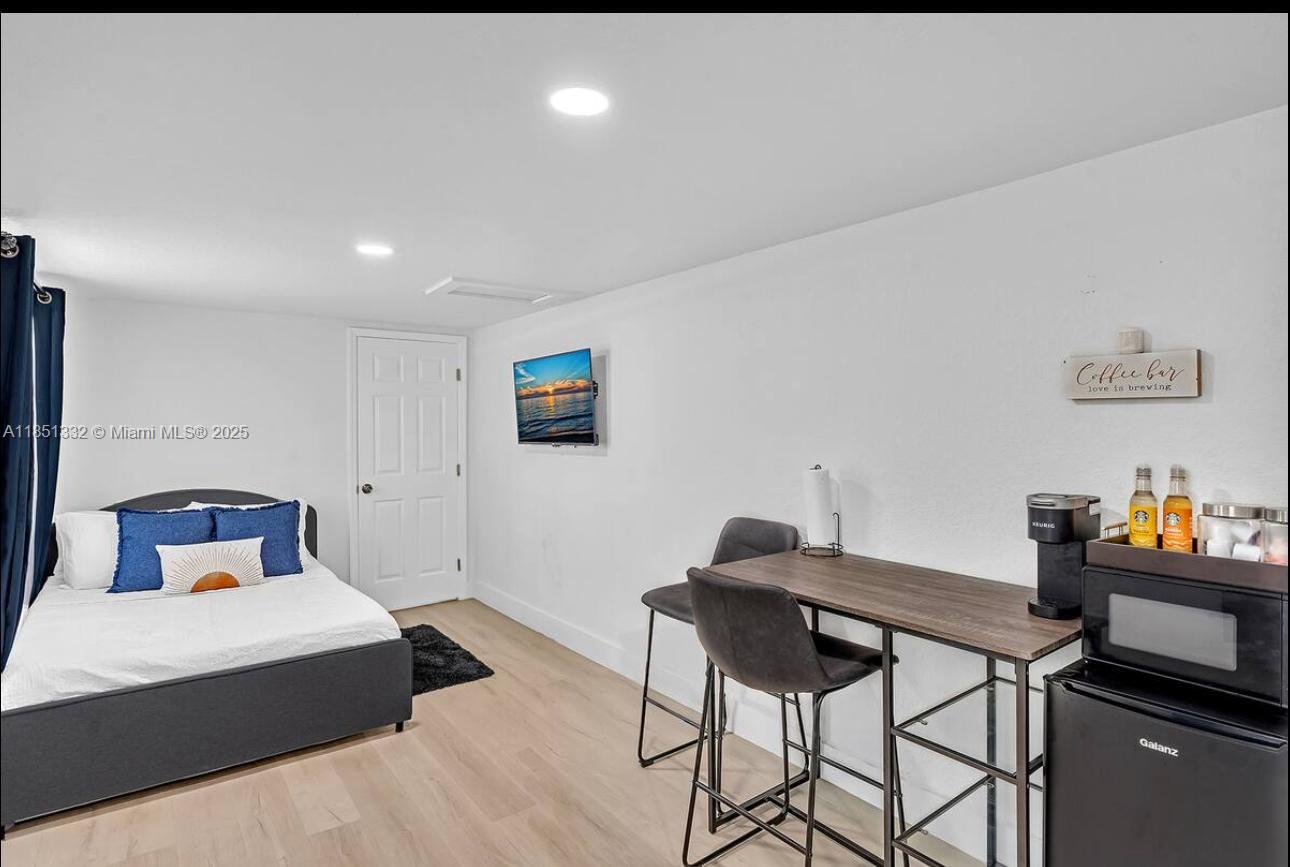 LAWRENCE PARK AMD - Residential