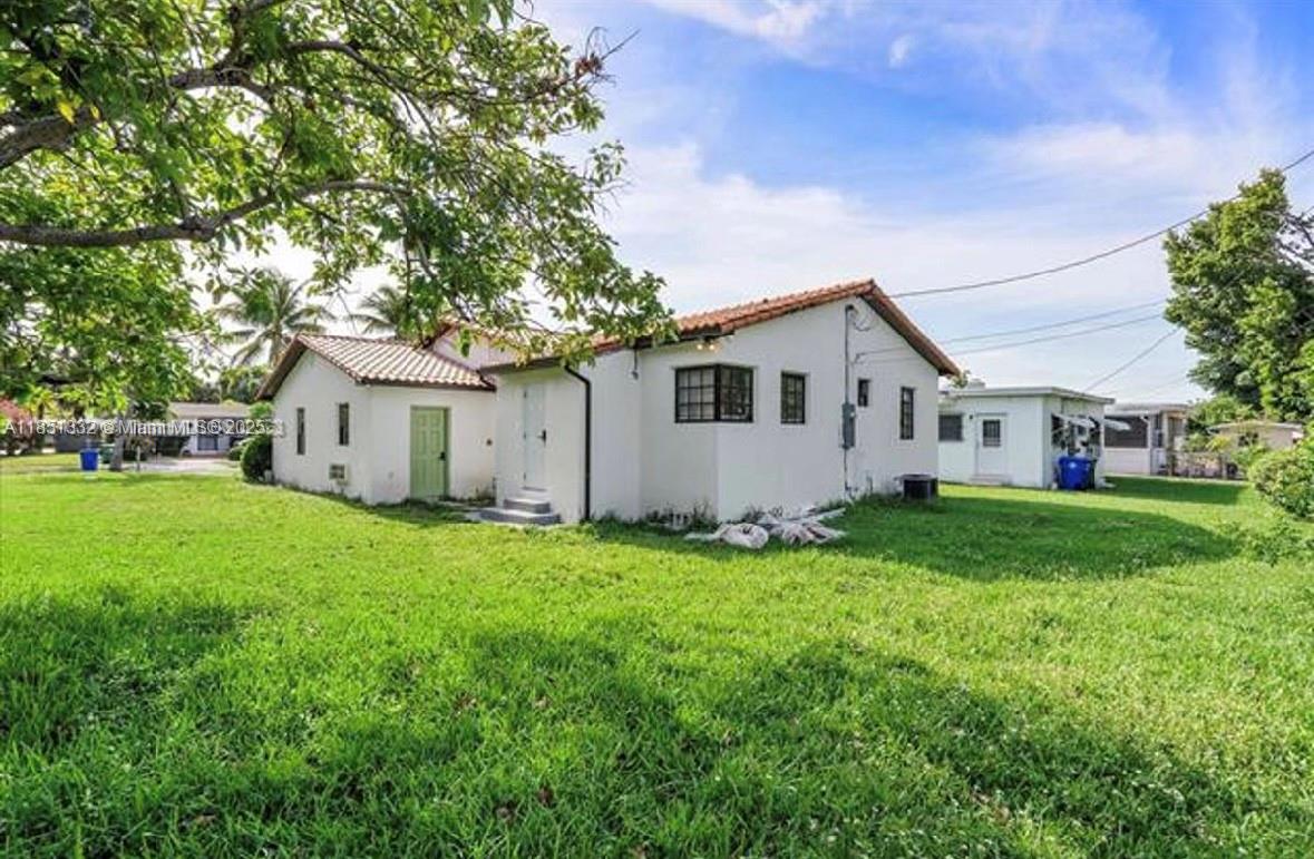 LAWRENCE PARK AMD - Residential