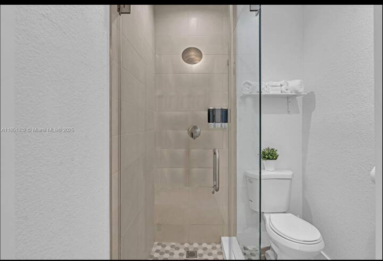 LAWRENCE PARK AMD - Residential