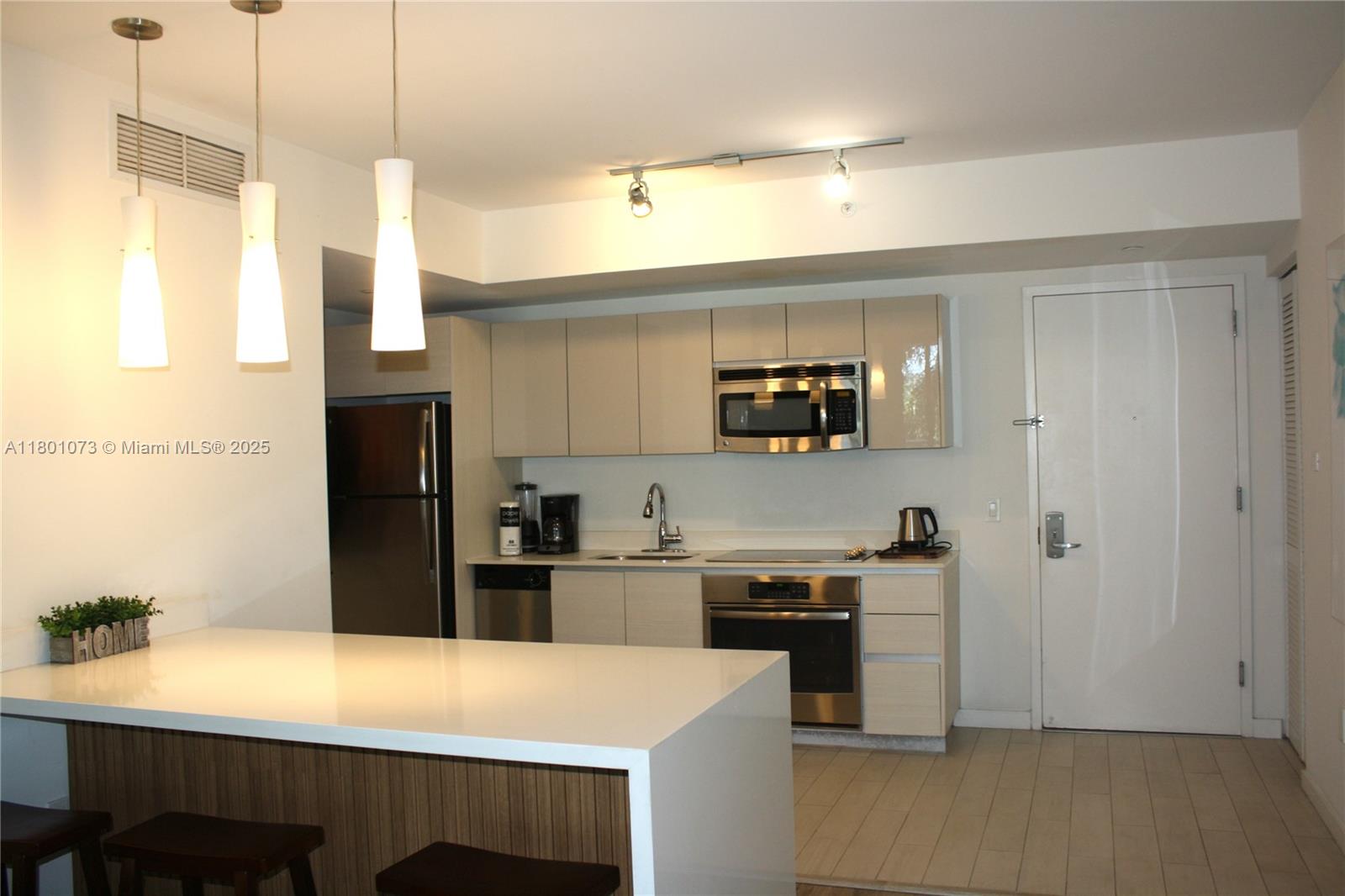 BEACHWALK CONDOMINIUM - Residential