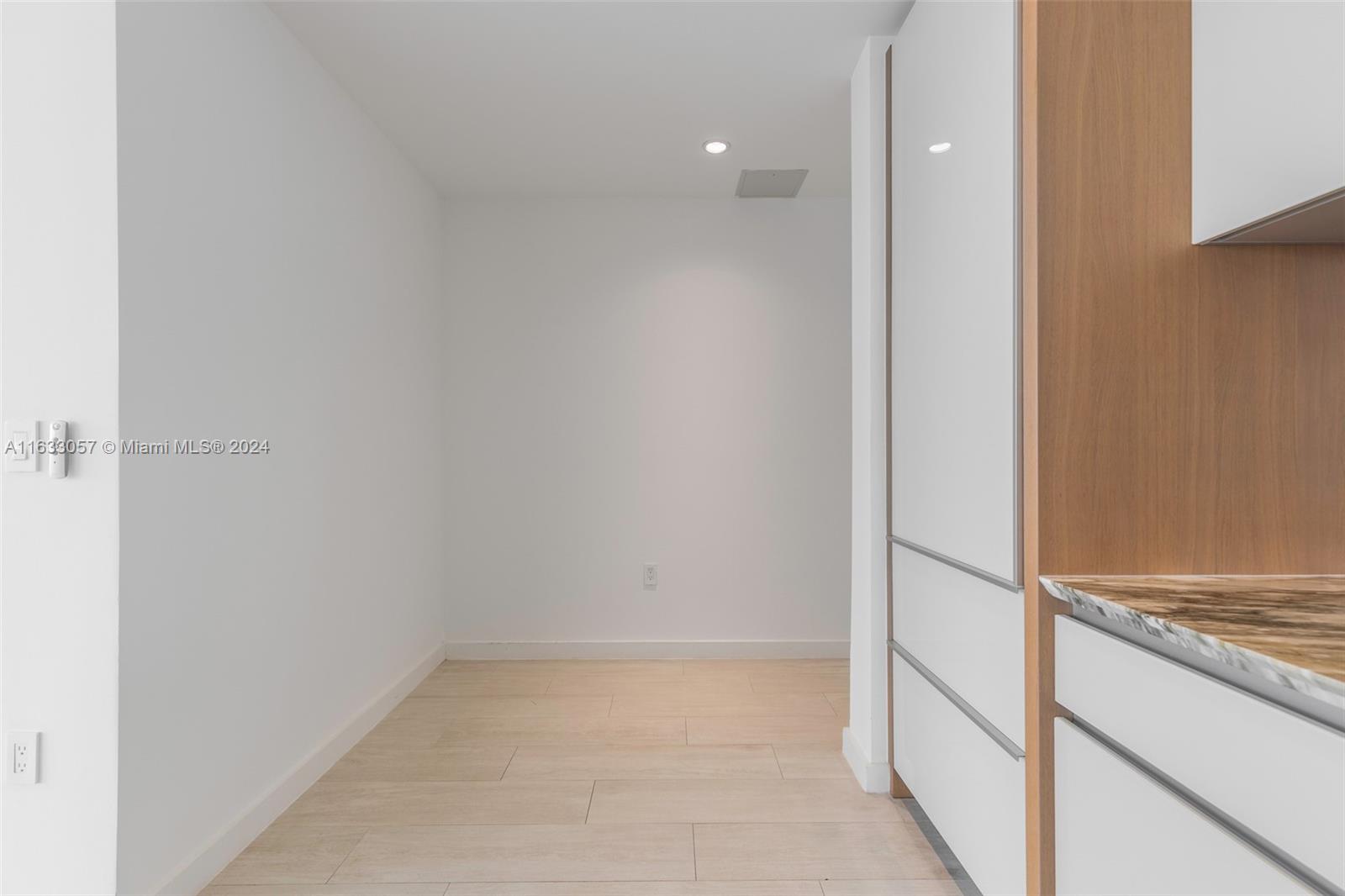 CLUB RESIDENCES AT PARK G - Residential