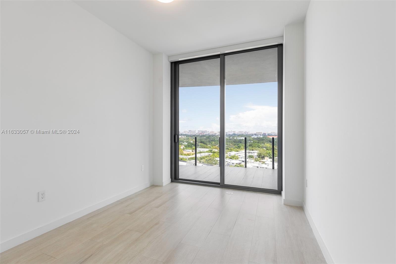 CLUB RESIDENCES AT PARK G - Residential