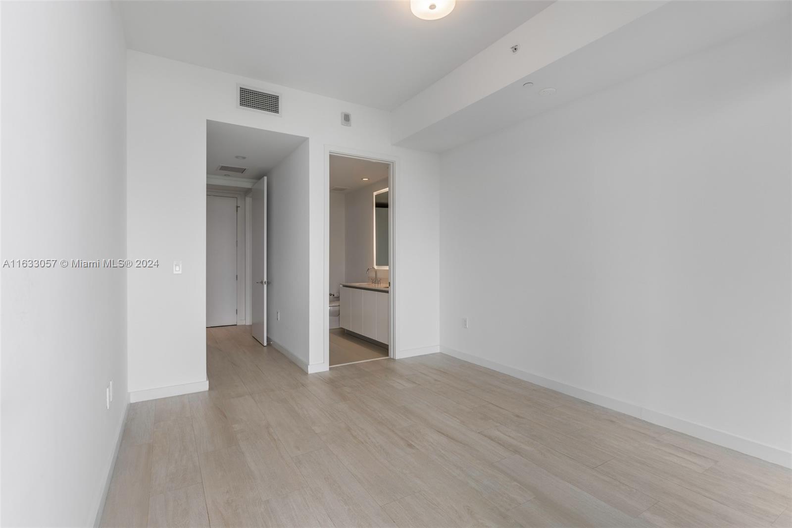 CLUB RESIDENCES AT PARK G - Residential