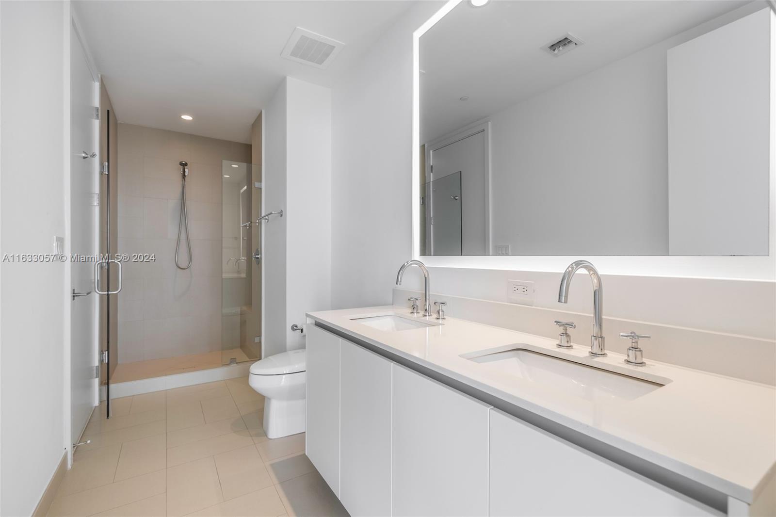 CLUB RESIDENCES AT PARK G - Residential