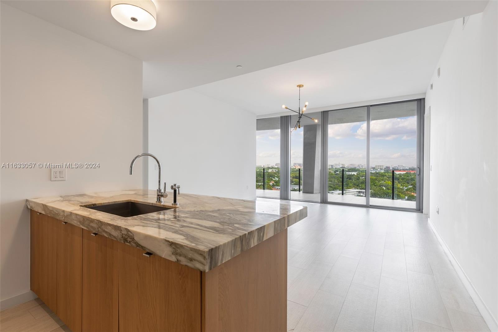 CLUB RESIDENCES AT PARK G - Residential