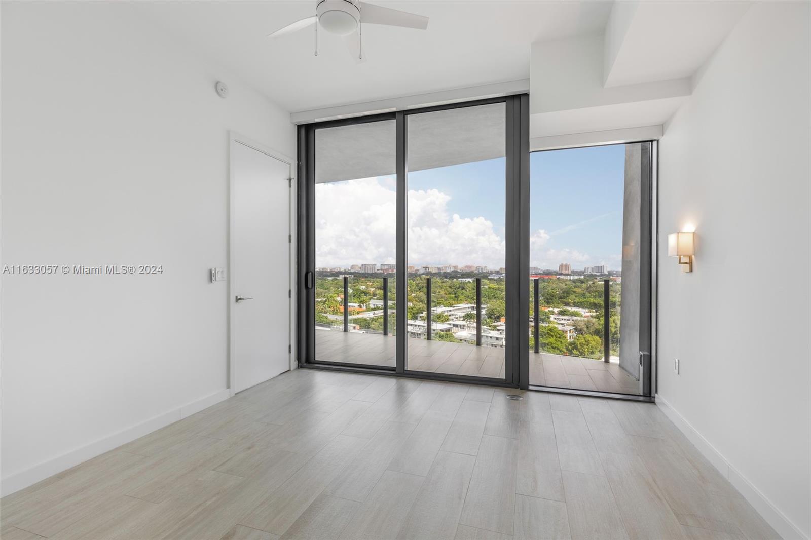 CLUB RESIDENCES AT PARK G - Residential