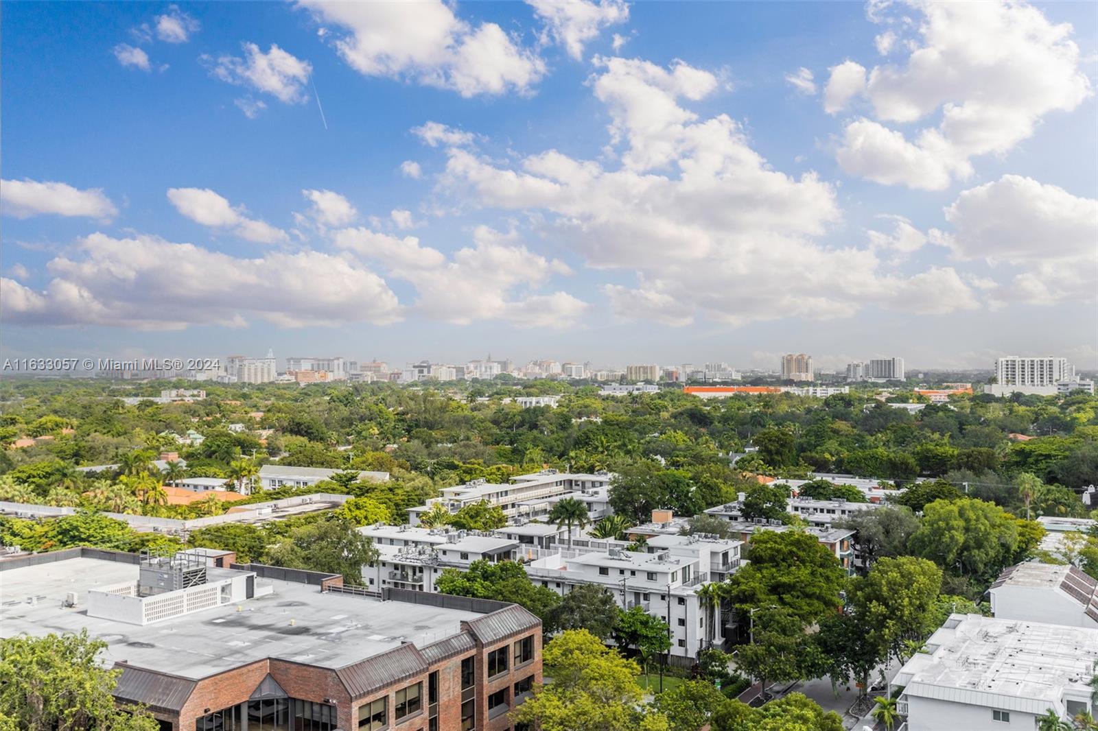 CLUB RESIDENCES AT PARK G - Residential