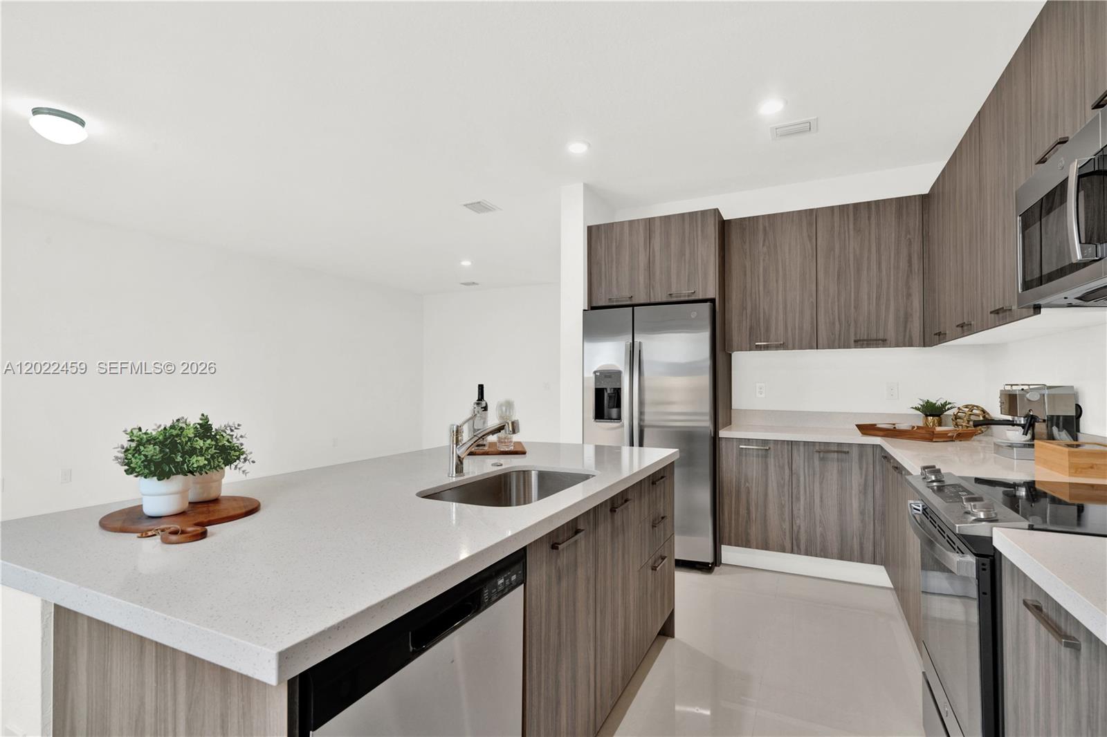 CENTURY GARDENS SOUTH - Residential