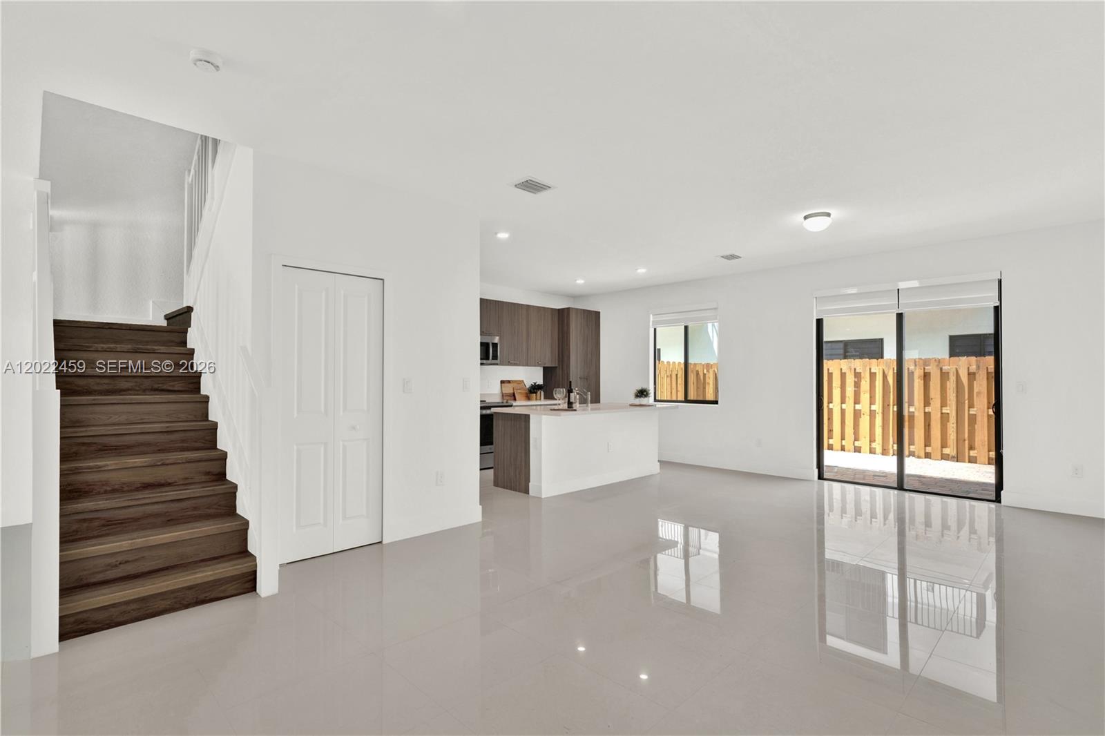 CENTURY GARDENS SOUTH - Residential