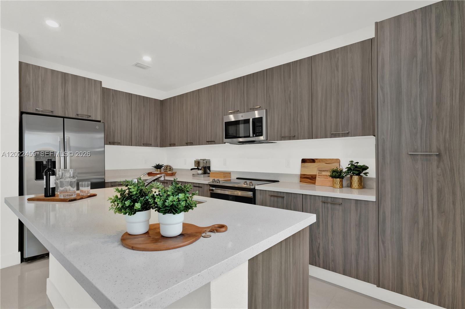 CENTURY GARDENS SOUTH - Residential