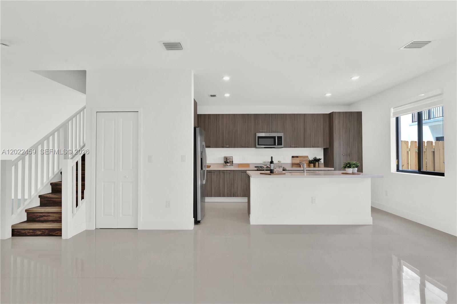 CENTURY GARDENS SOUTH - Residential