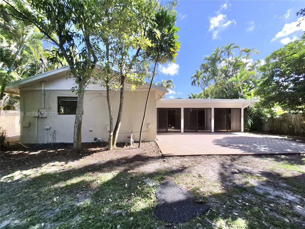Photo of 5107 Beechwood Rd, Delray Beach, FL 33484 (MLS # A12005828)