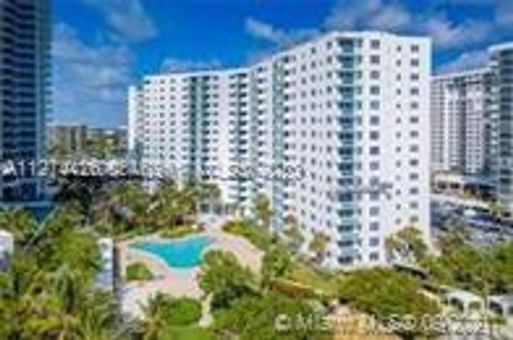 Photo of 3001 S Ocean Dr #1235, Hollywood, FL 33019 (MLS # A11274426)