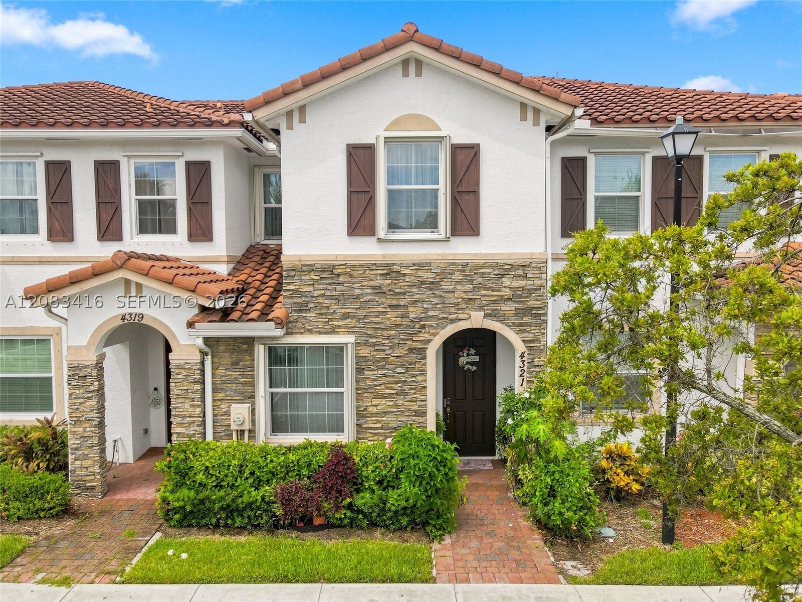 4321 Braxton Ave