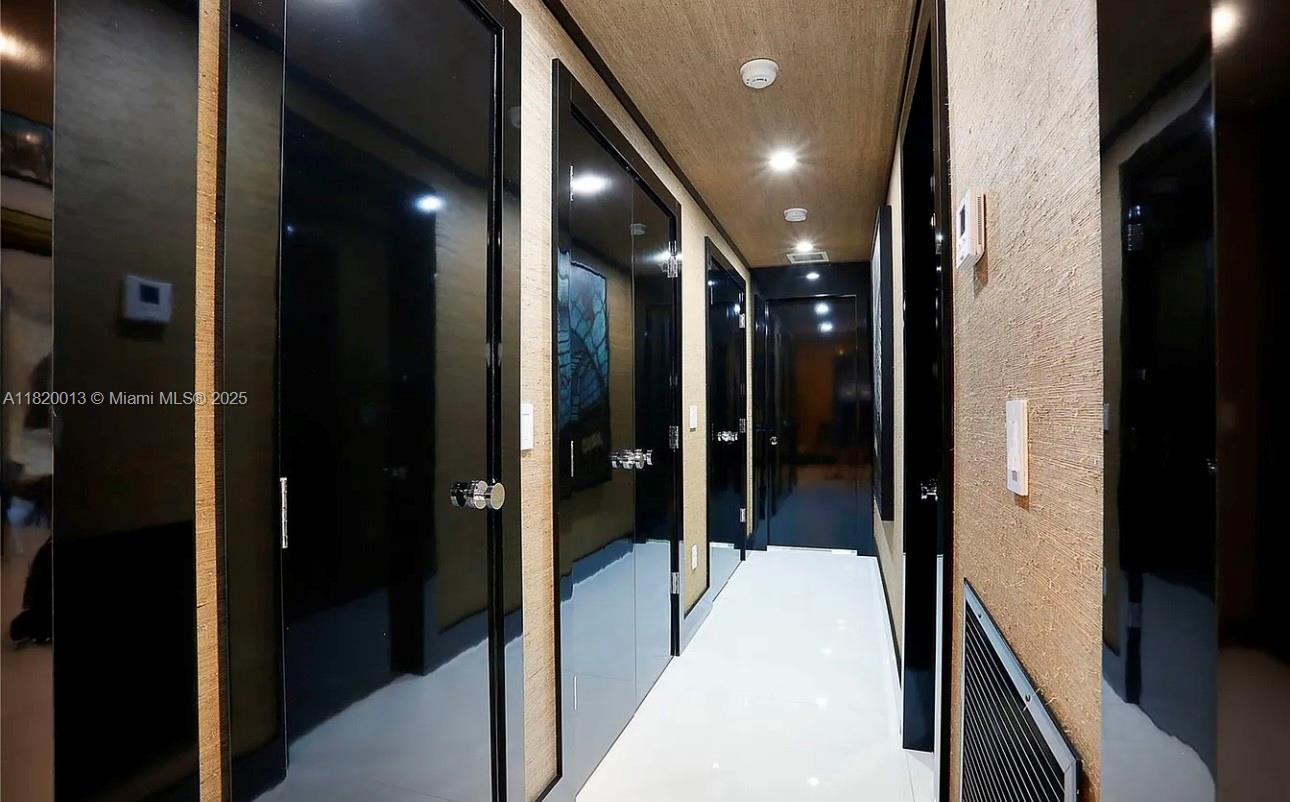 C GABLES RIVIERA SEC 12 - Residential Lease