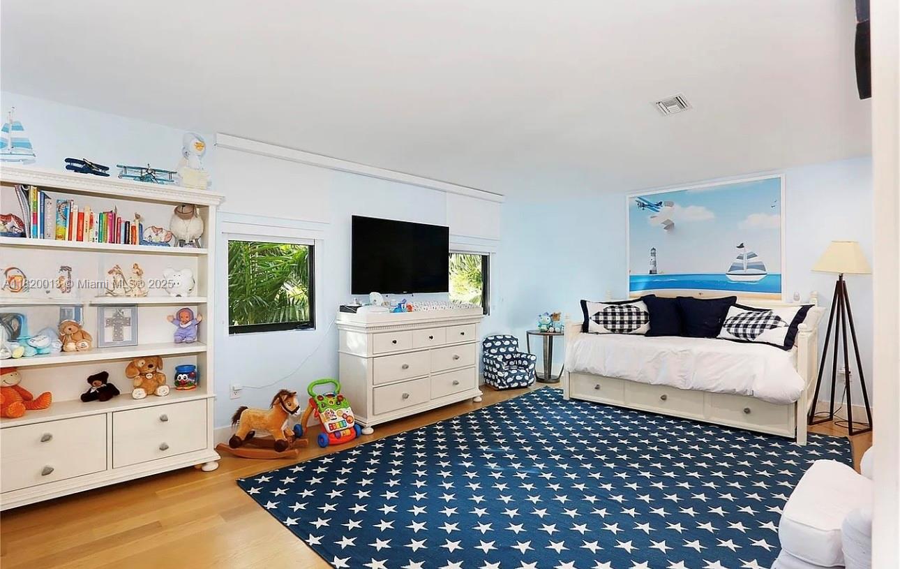 C GABLES RIVIERA SEC 12 - Residential Lease