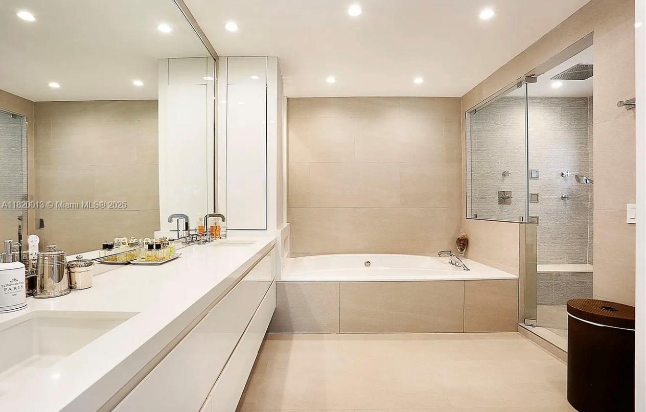 C GABLES RIVIERA SEC 12 - Residential Lease