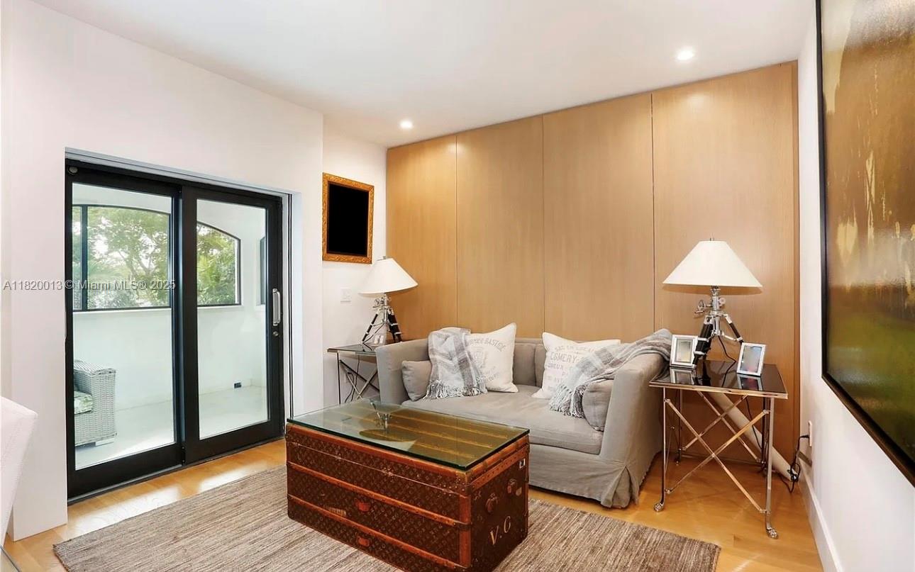 C GABLES RIVIERA SEC 12 - Residential Lease