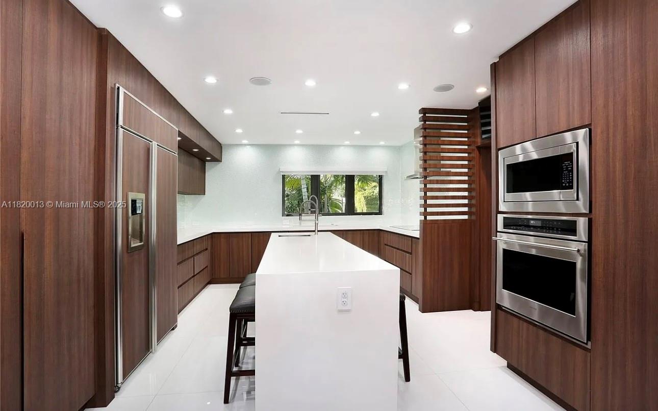 C GABLES RIVIERA SEC 12 - Residential Lease