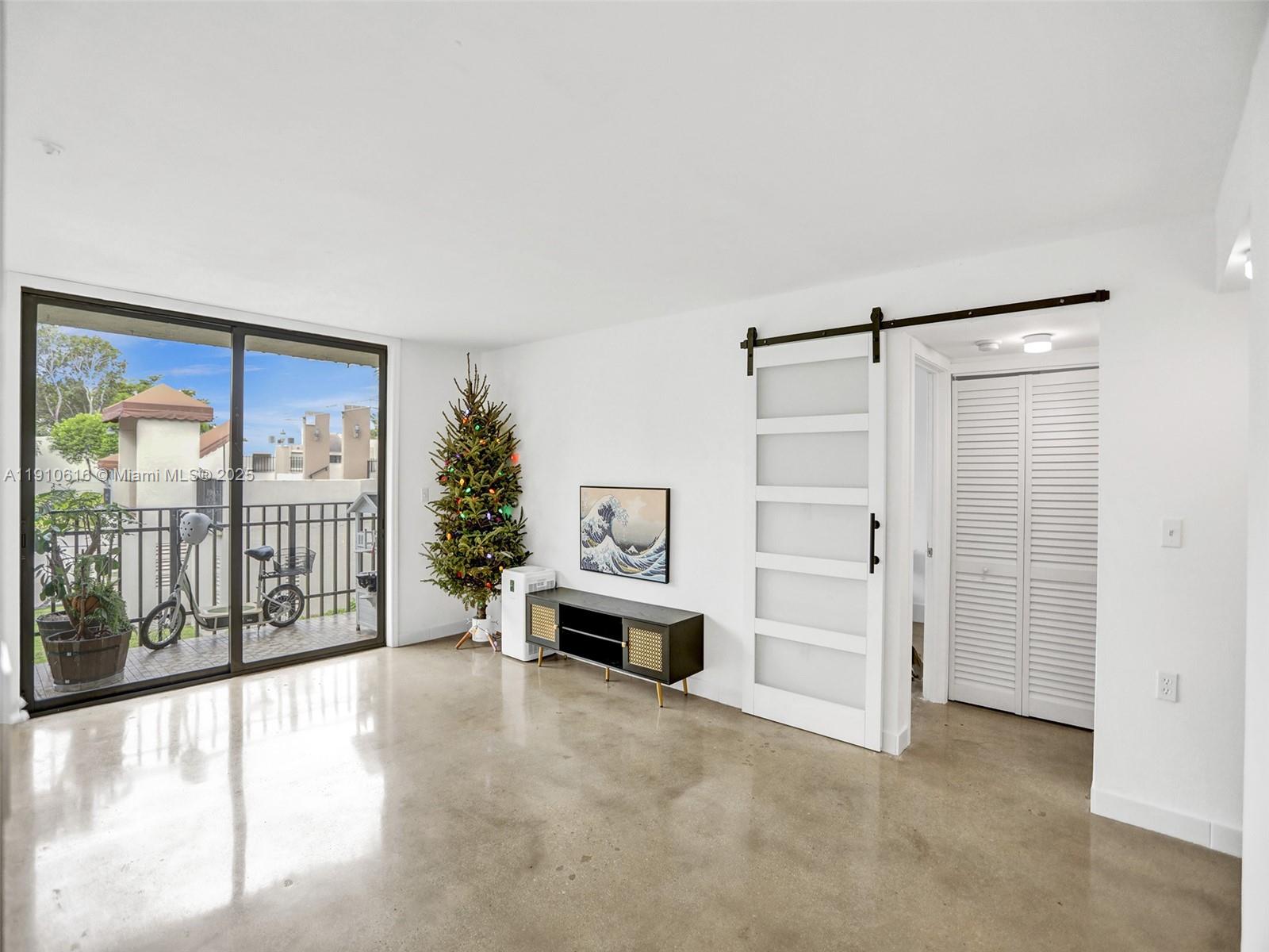 WESTBIRD VILLAGE CONDO - Residential Lease