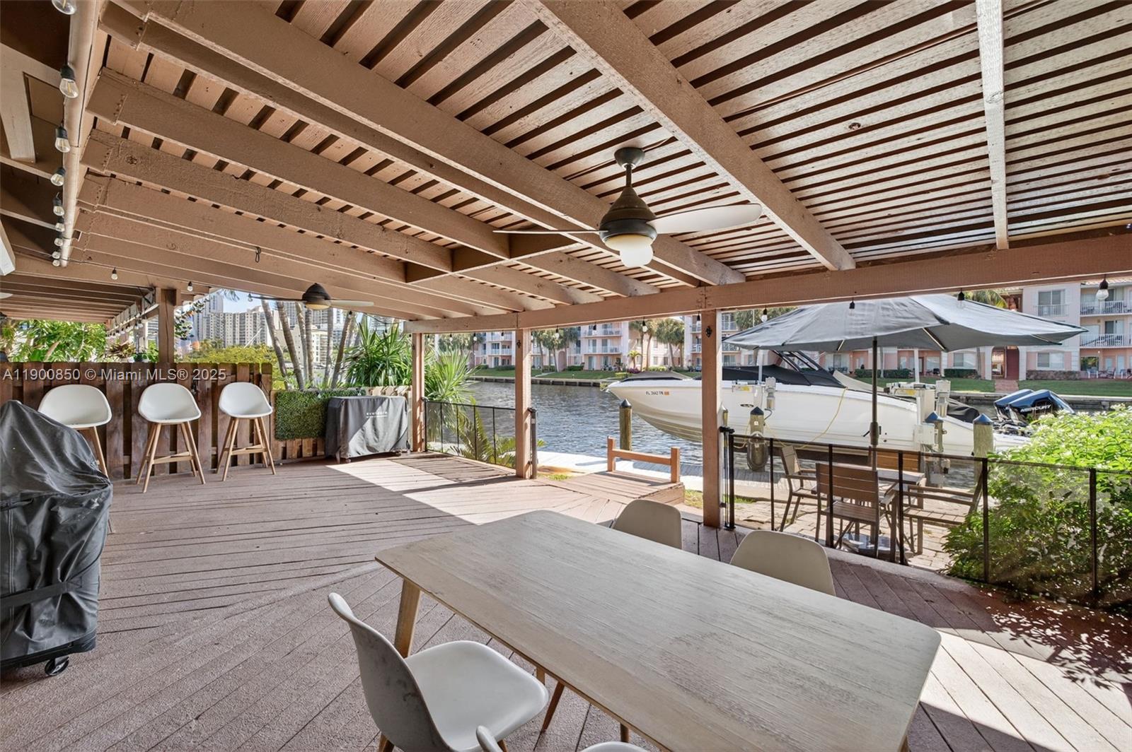 HARBOURWOOD - Residential