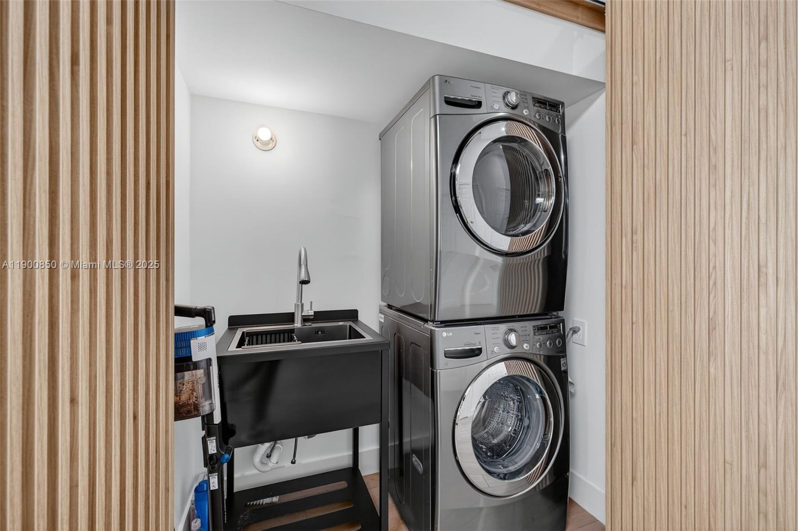 HARBOURWOOD - Residential