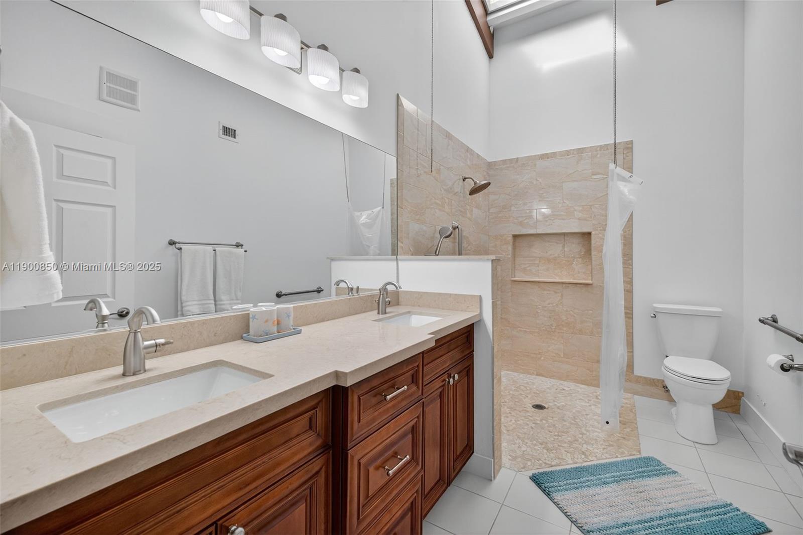 HARBOURWOOD - Residential