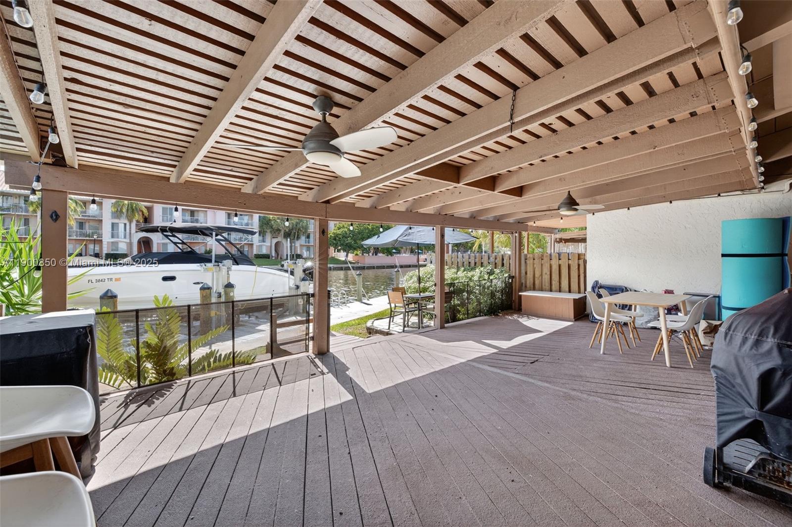 HARBOURWOOD - Residential