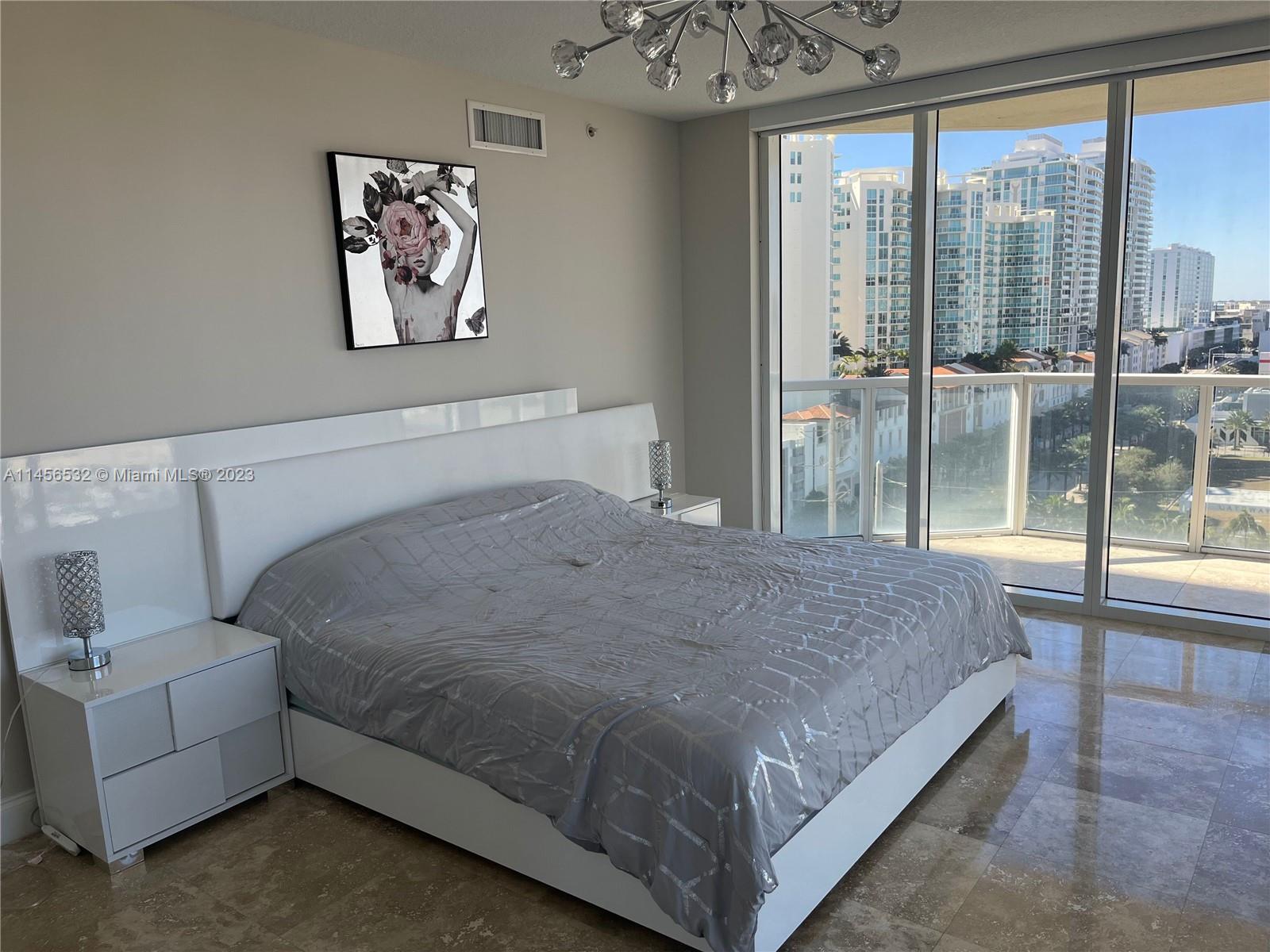 LA PERLA CONDO - Residential Lease