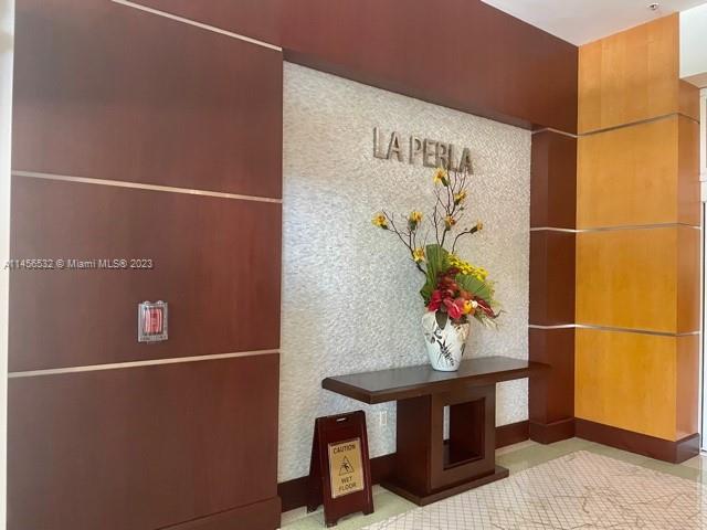 LA PERLA CONDO - Residential Lease