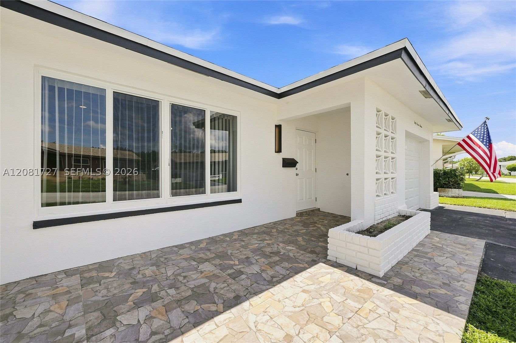 4716 NW 48th Ave