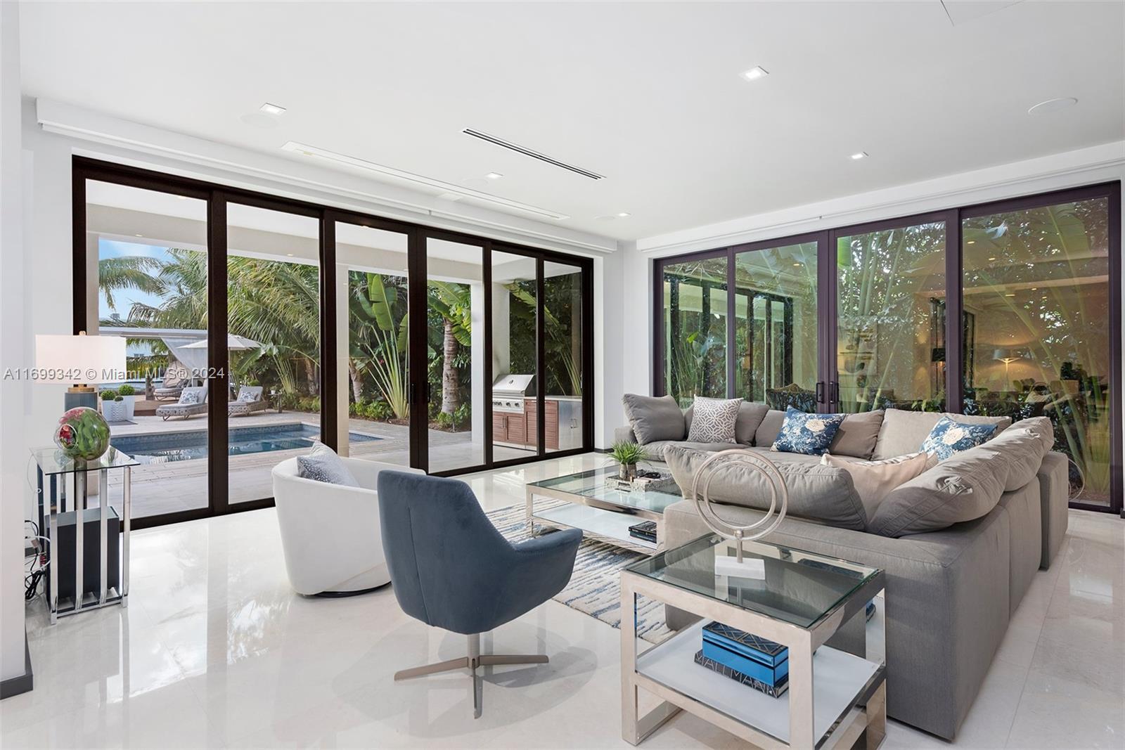 MID GOLF SUB 1ST ADDN - Residential