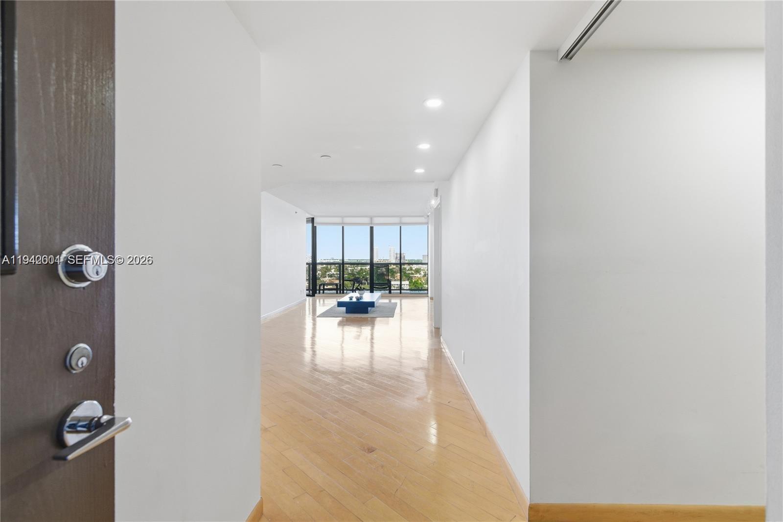 HARBOR TWS AT THE WATERWA - Residential