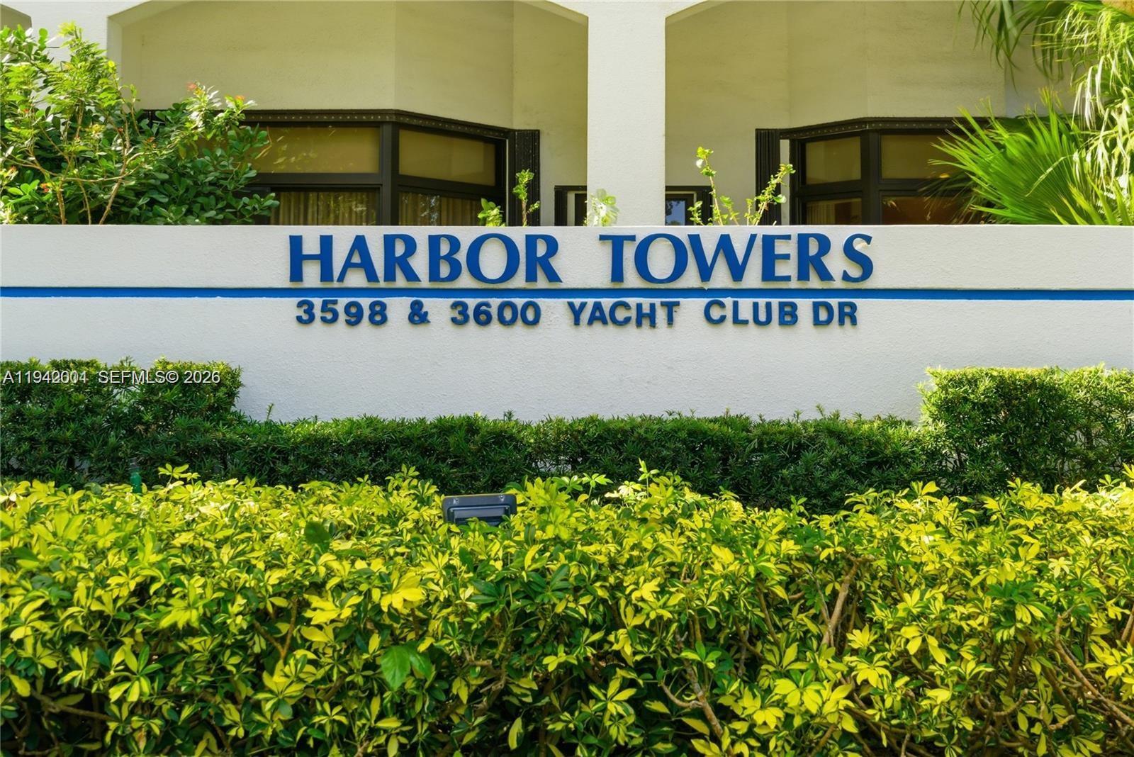HARBOR TWS AT THE WATERWA - Residential