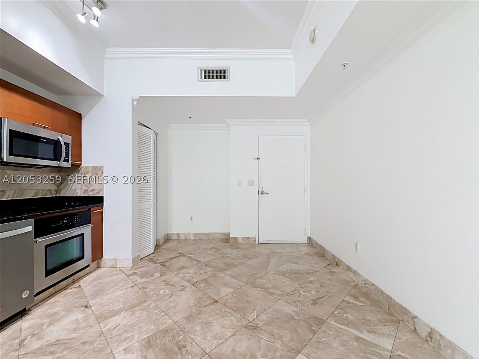 3470 E Coast Ave H0907