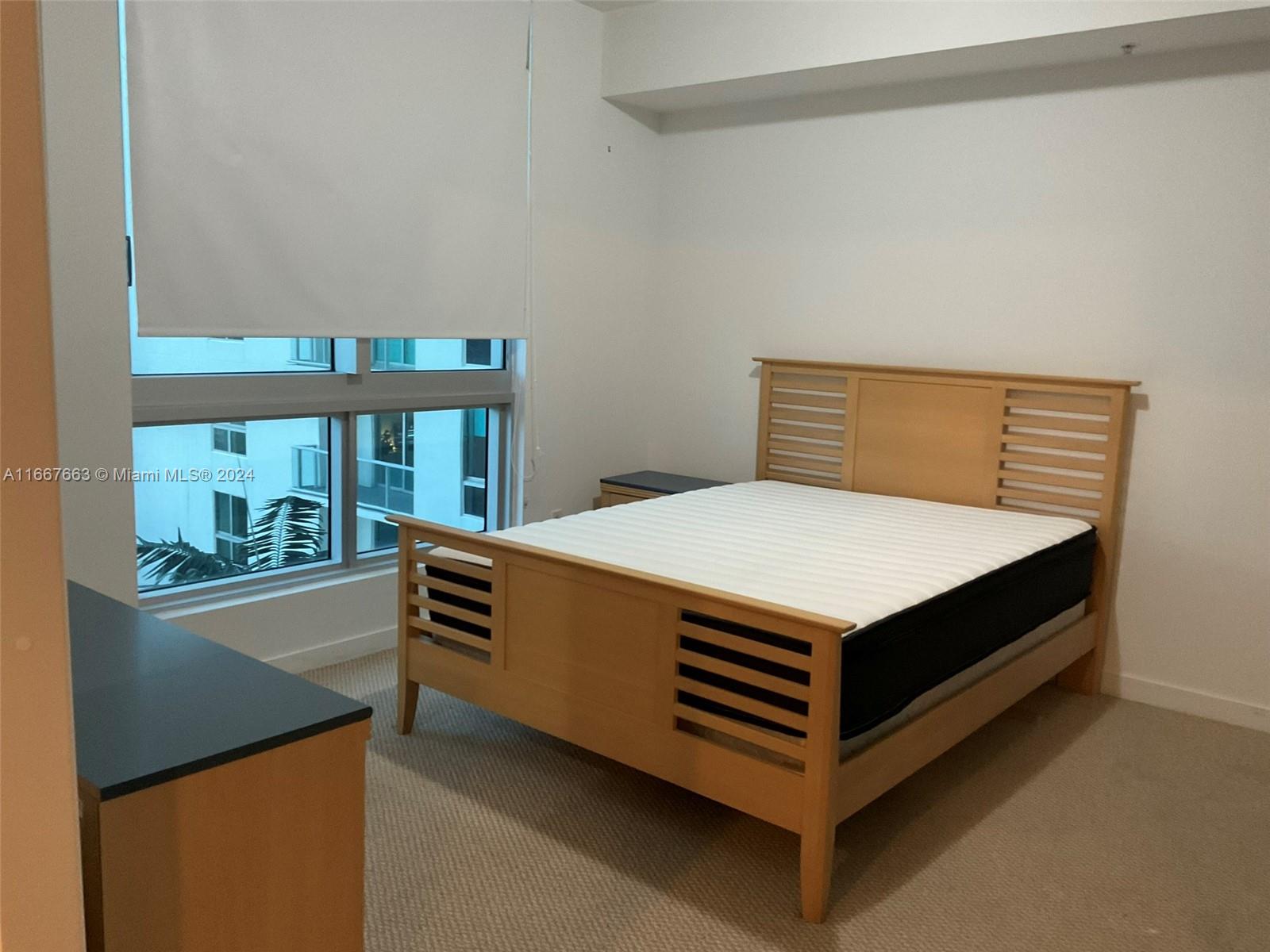 MET 1 CONDO - Residential