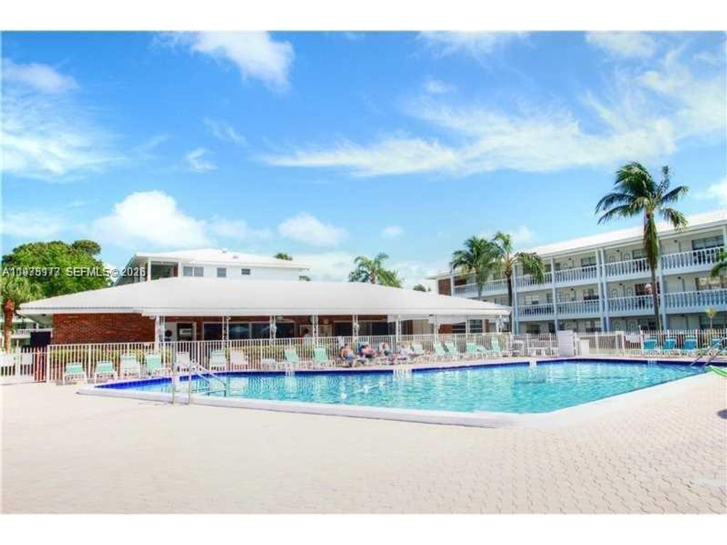 Photo of 5200 NE 24th Ter #C312, Fort Lauderdale, FL 33308 (MLS # A11975173)