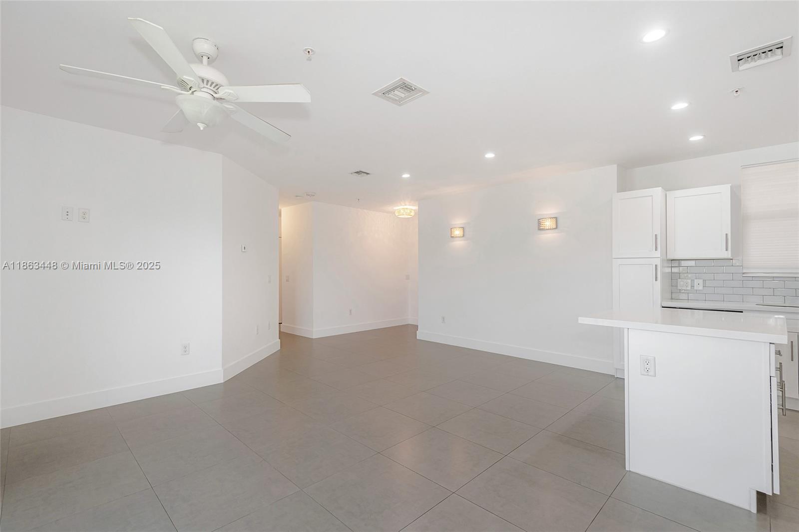 DANIA PLACE (THE) CONDO - Residential Lease